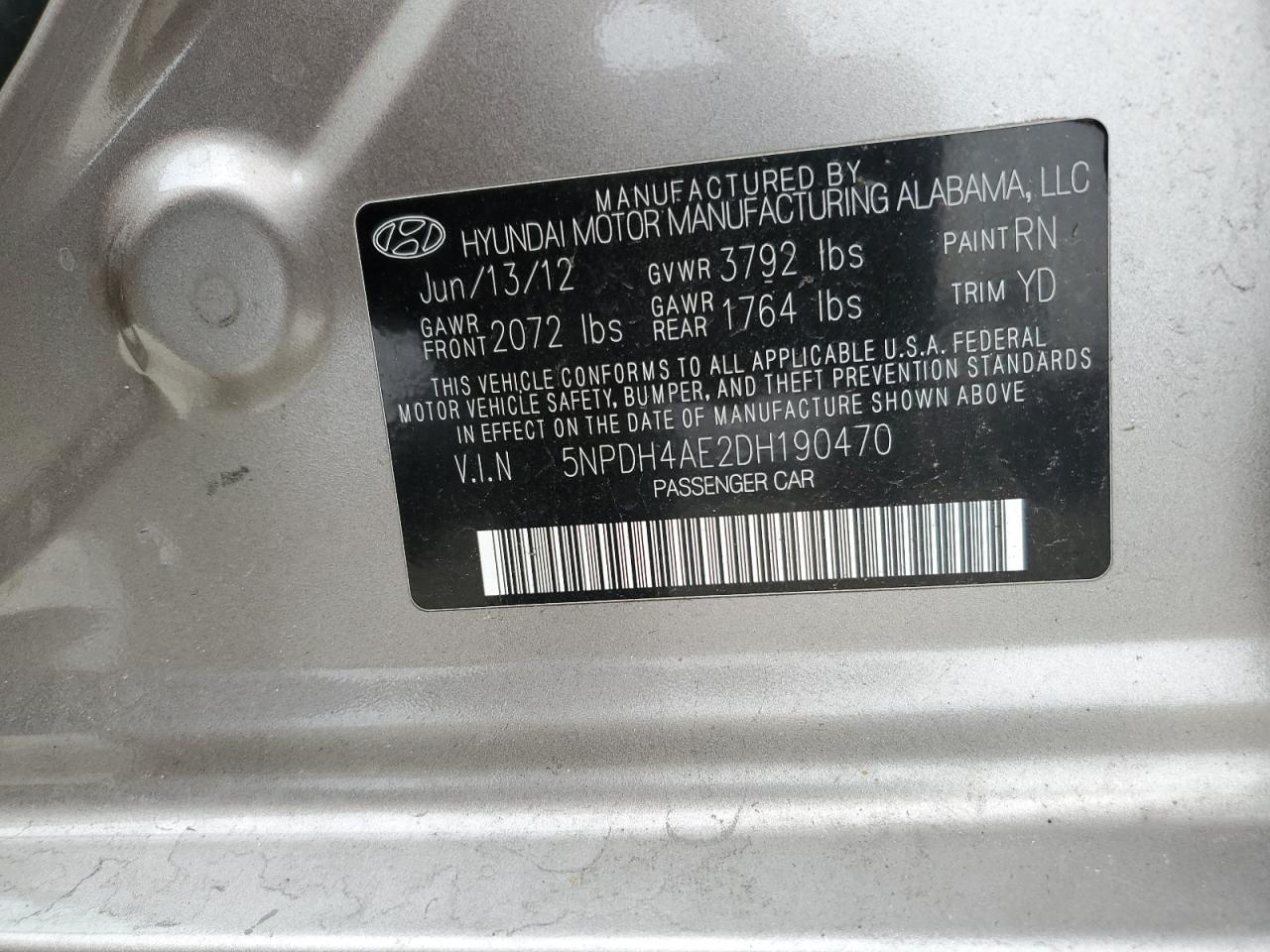 2013 Hyundai Elantra - Image 14