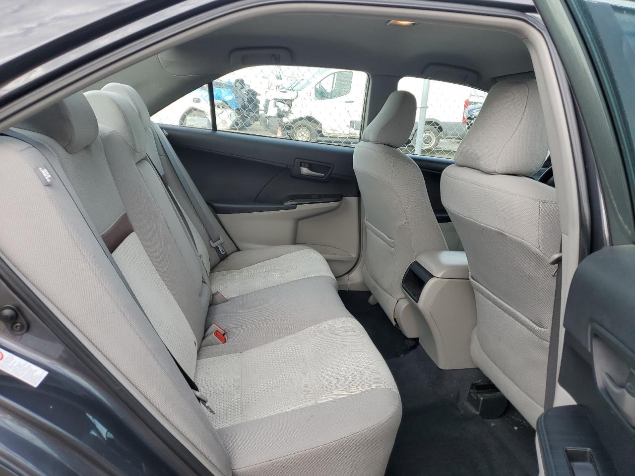 2012 Toyota Camry - Image 10