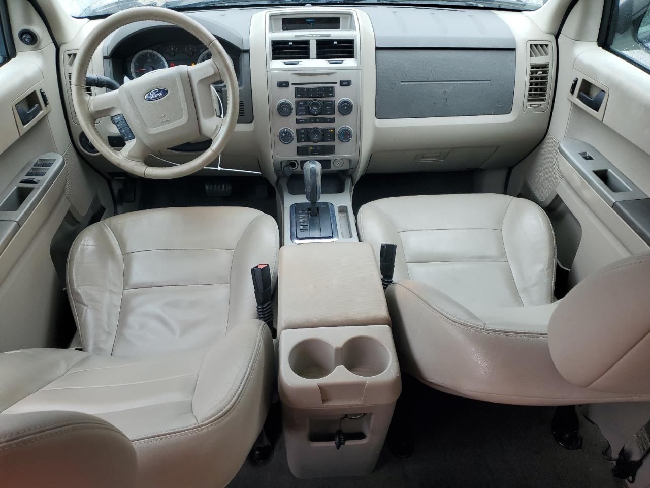 2008 Ford Escape - Image 8
