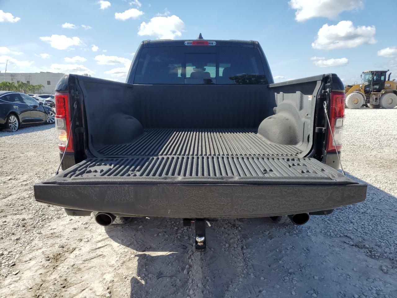 2020 RAM 1500 - Image 6