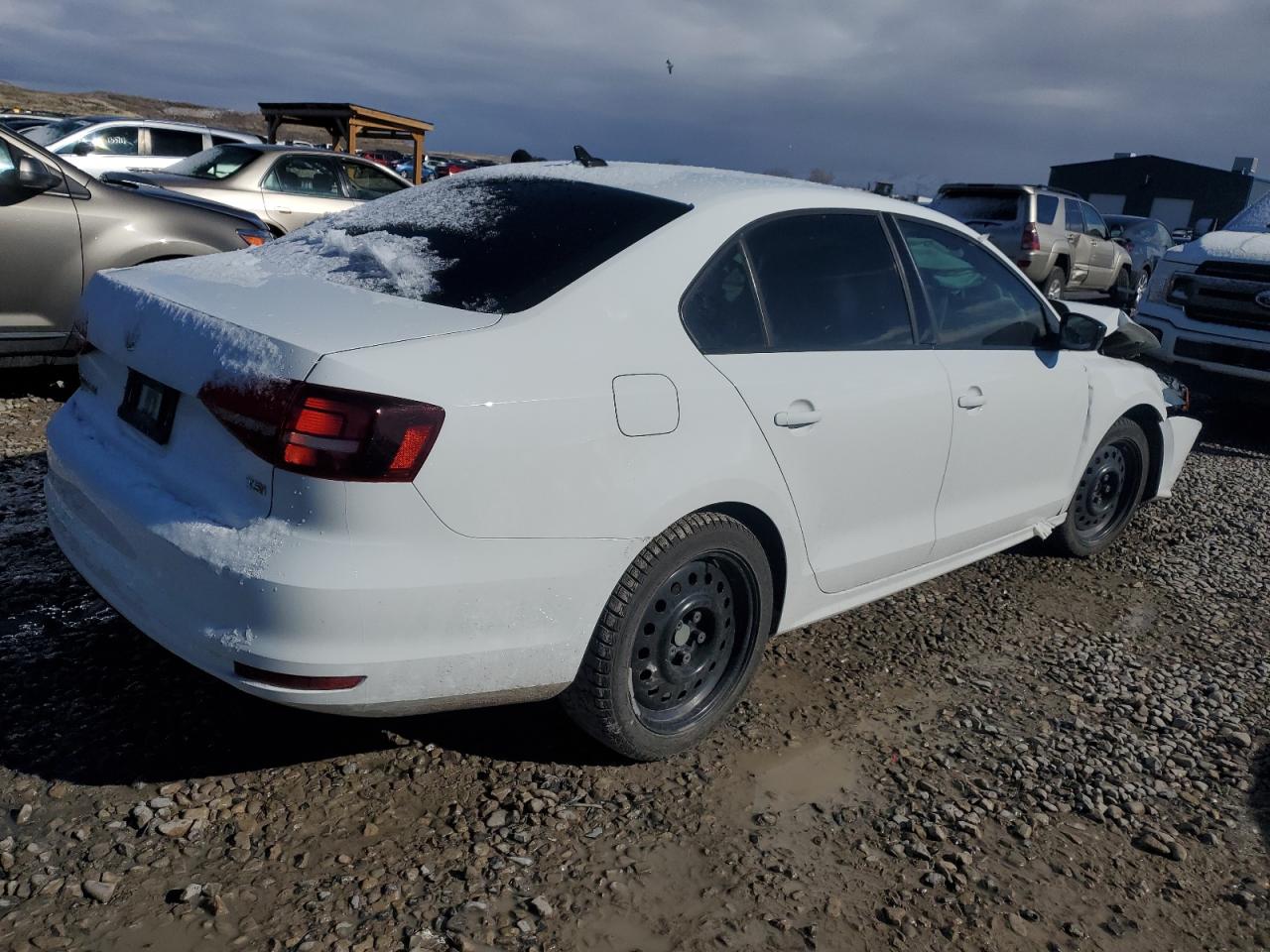 2016 Volkswagen Jetta - Image 3