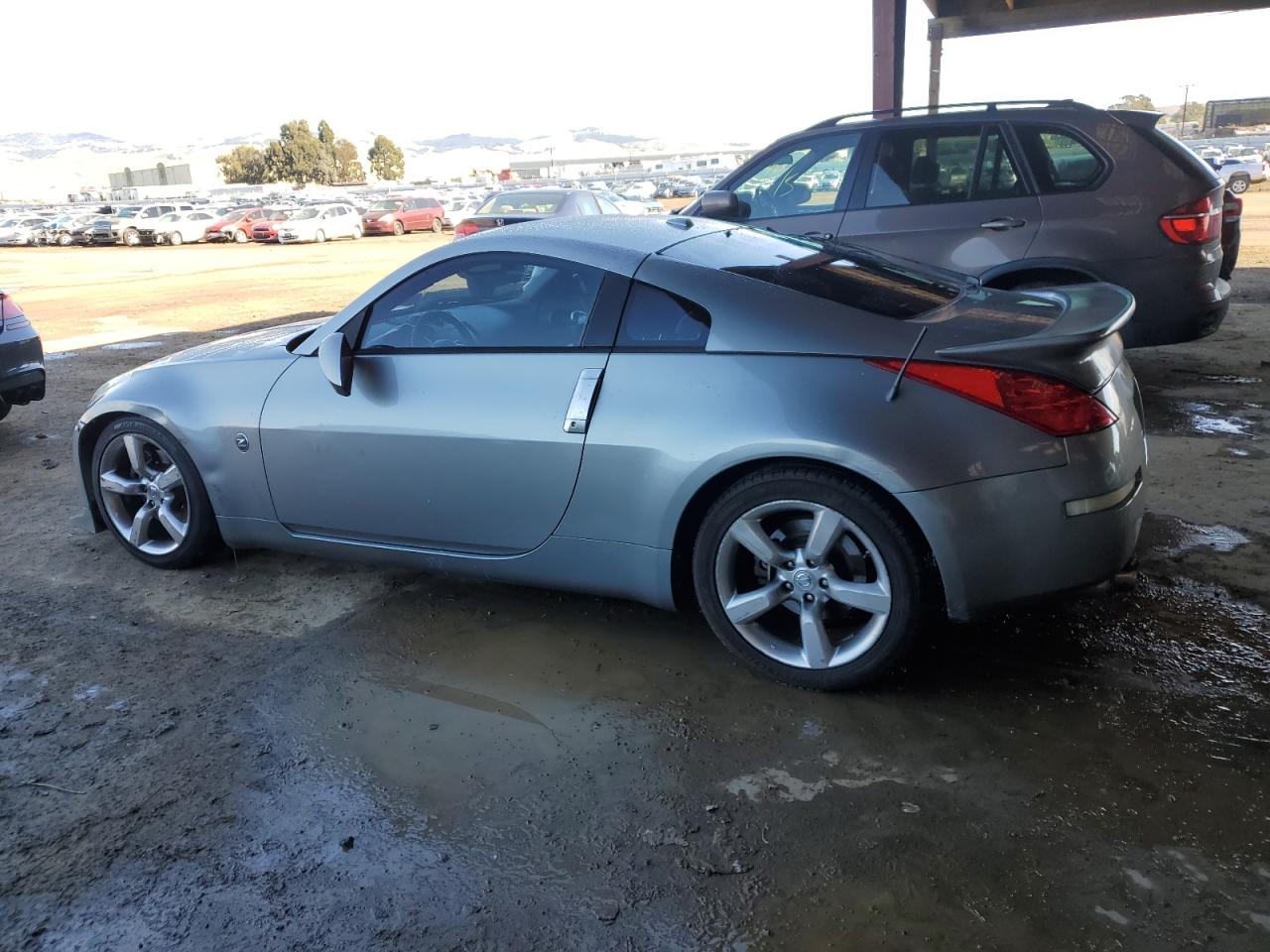 2006 Nissan 350Z - Image 2