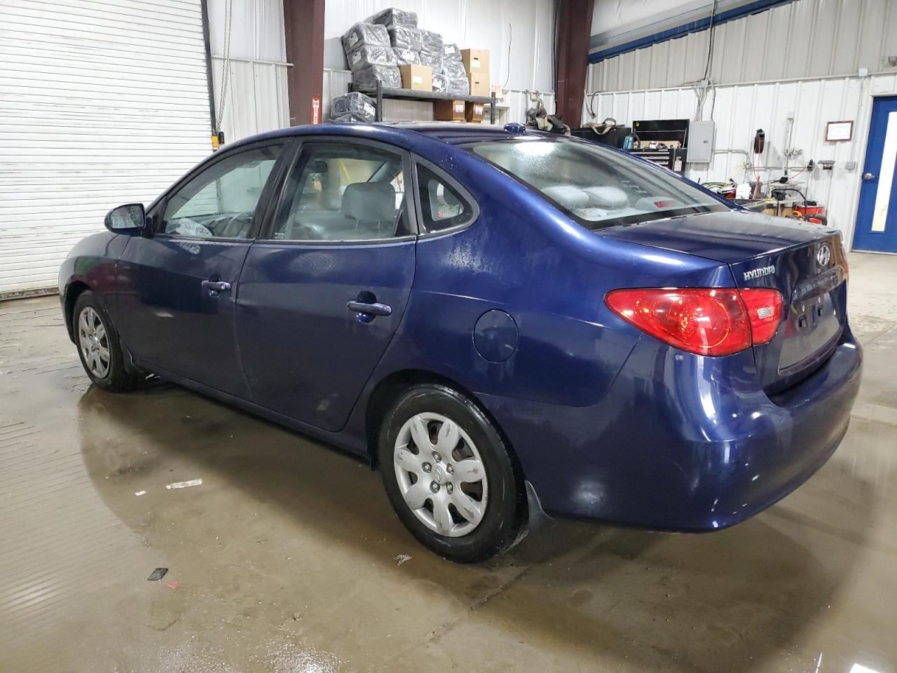 2009 Hyundai Elantra - Image 2