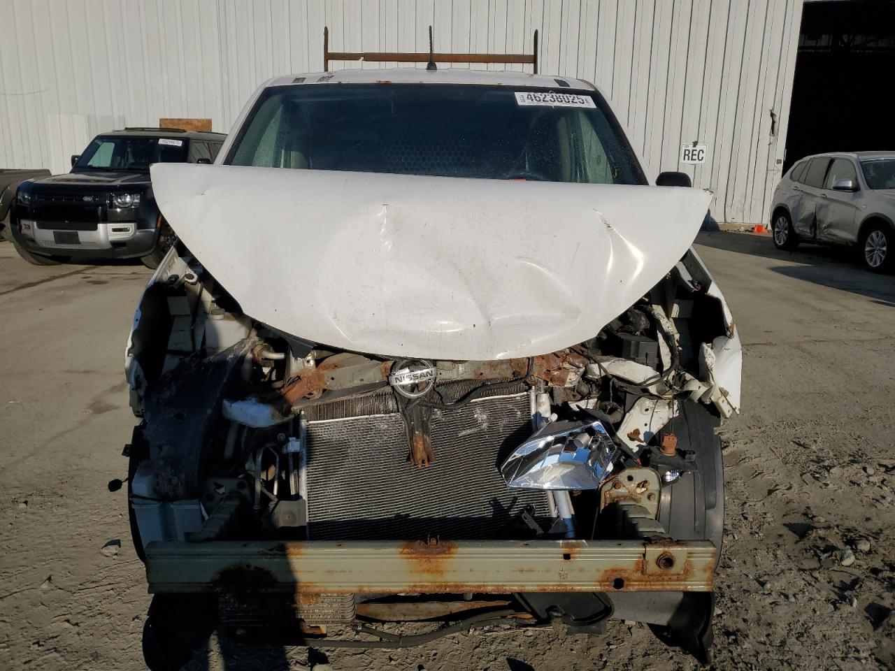 2015 Nissan NV - Image 5