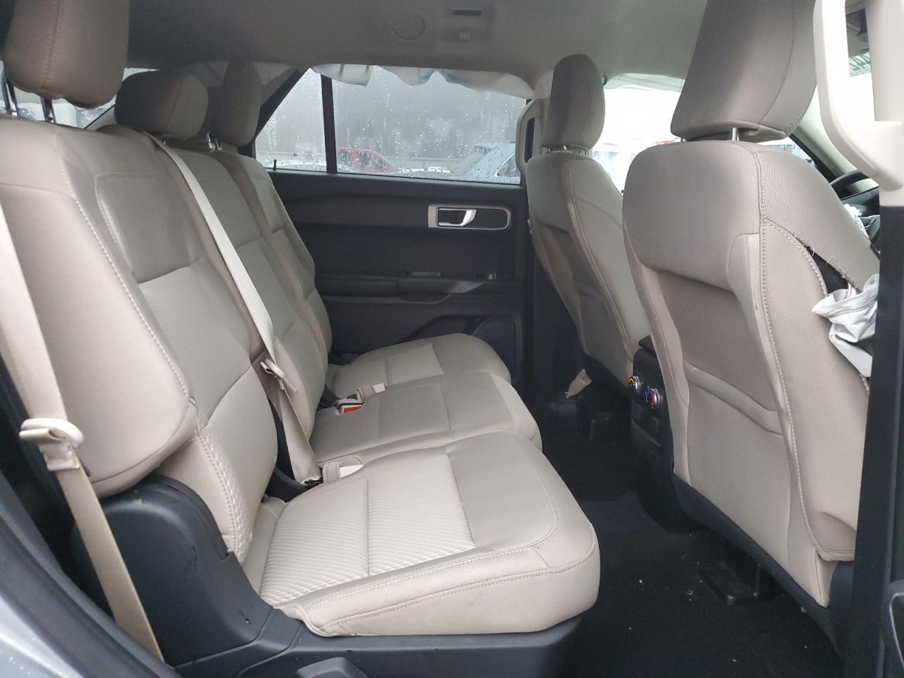 2021 Ford Explorer - Image 11