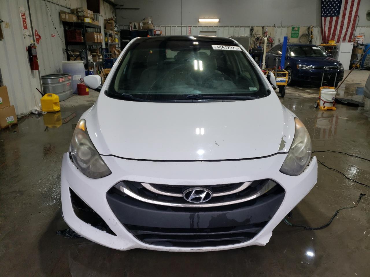 2013 Hyundai Elantra - Image 5