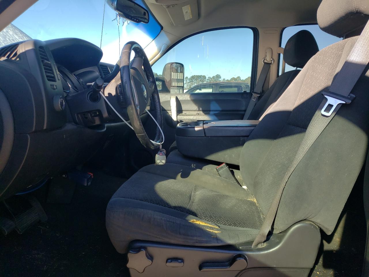 2007 Chevrolet Silverado - Image 7