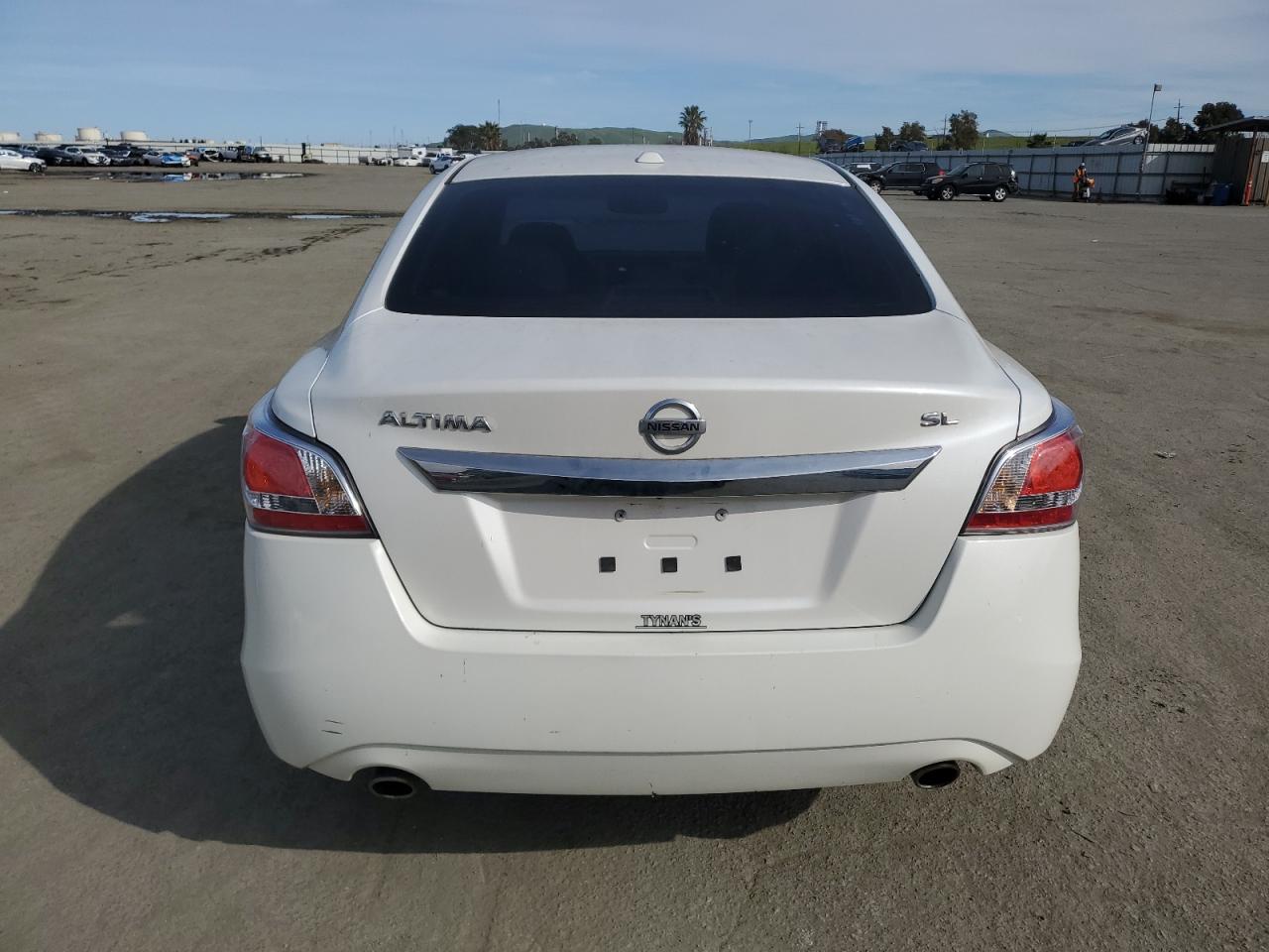 2015 Nissan Altima - Image 6