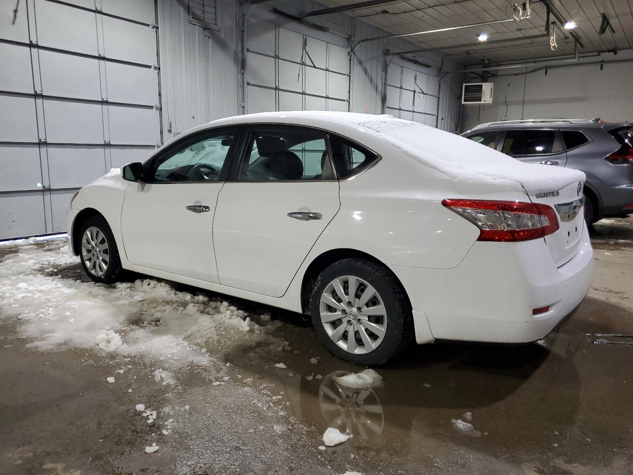 2015 Nissan Sentra - Image 2