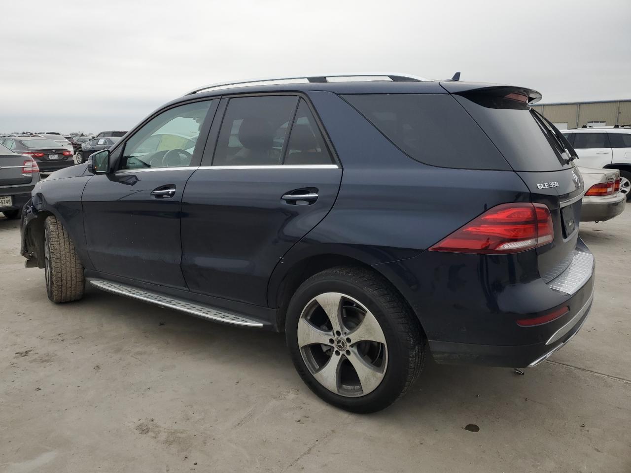 2018 Mercedes-Benz GLE - Image 2