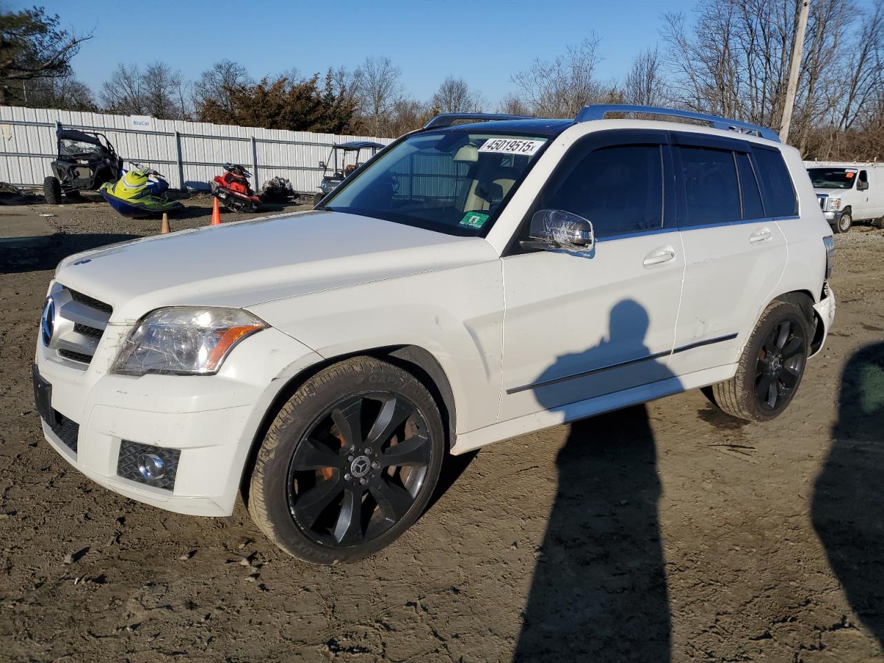 2012 Mercedes-Benz Glk 350 4Matic for Sale in Windsor, NJ - Rear End