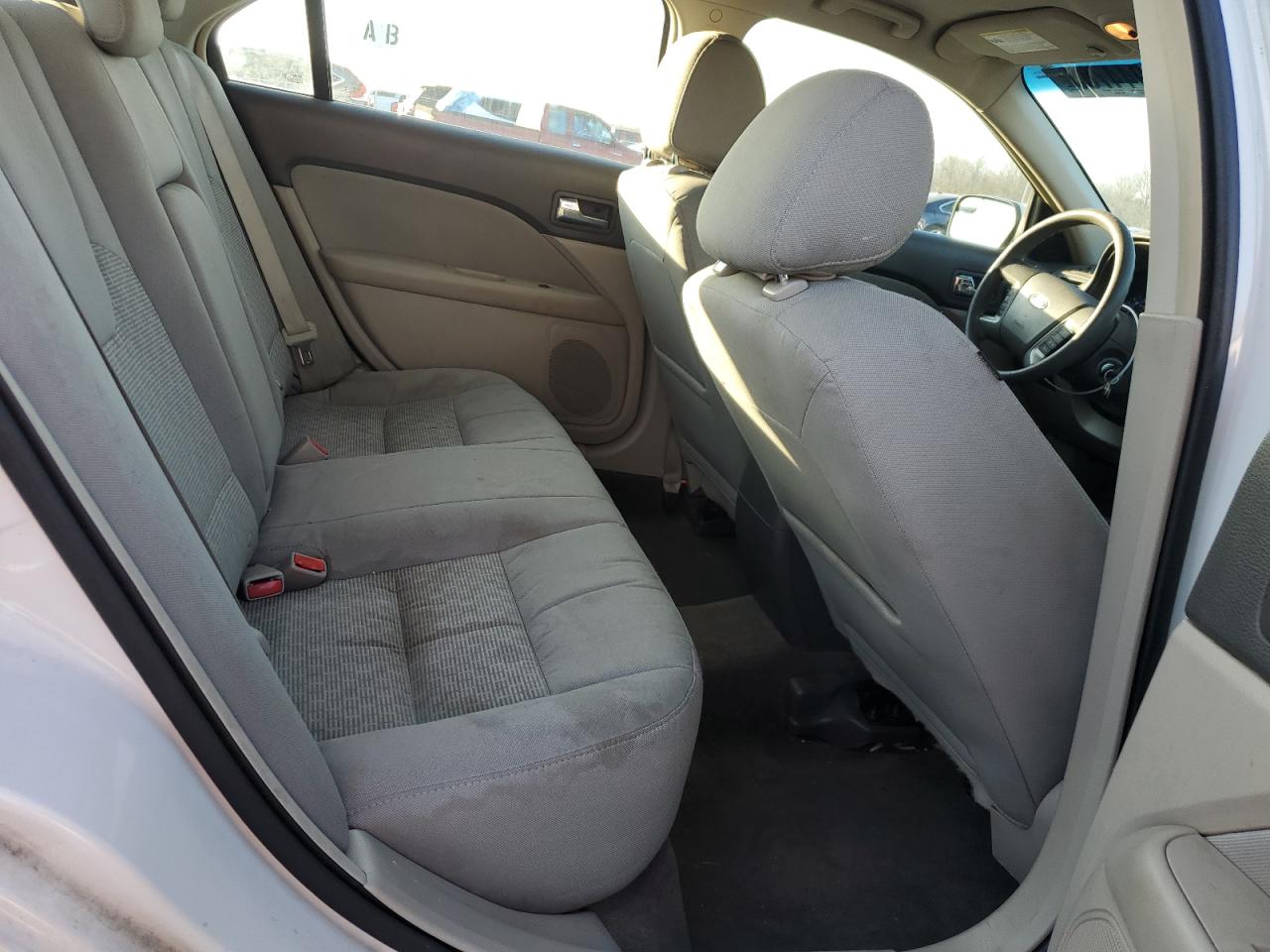 2012 Ford Fusion - Image 11