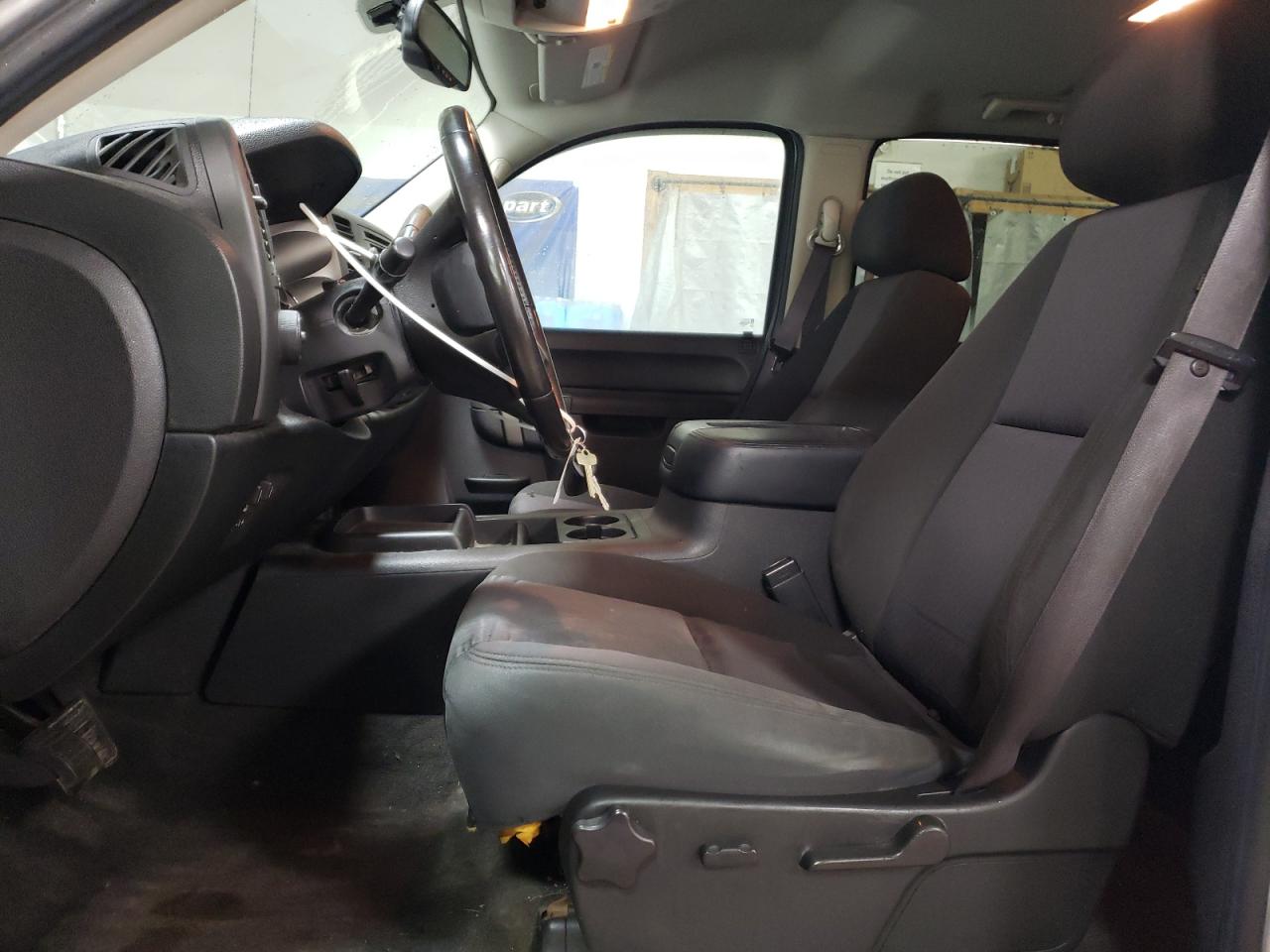 2011 GMC Sierra - Image 7