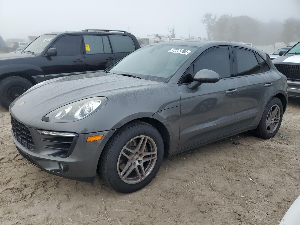 2018 Porsche Macan - Image 1