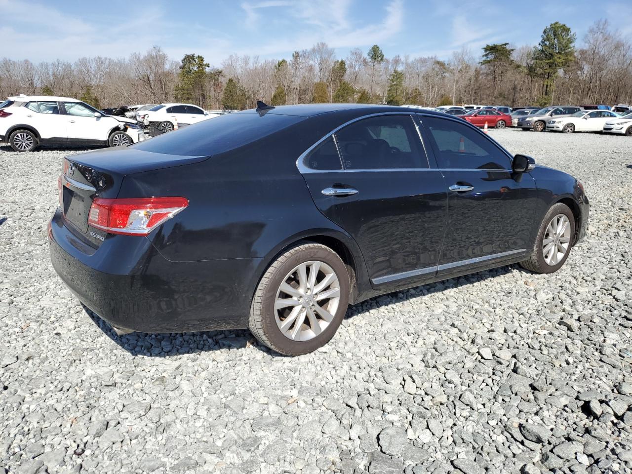 2010 Lexus ES - Image 3