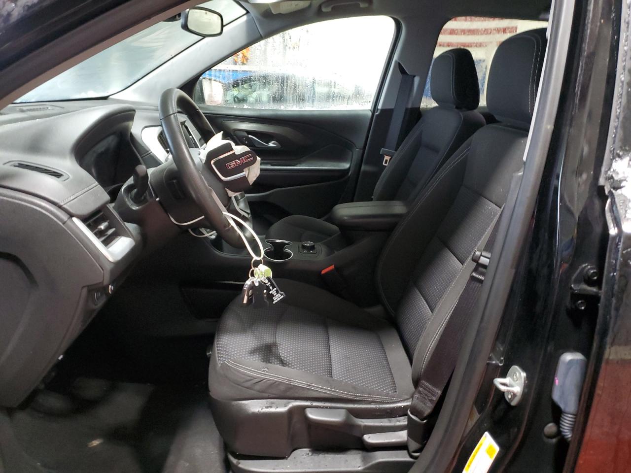 2022 GMC Terrain - Image 7