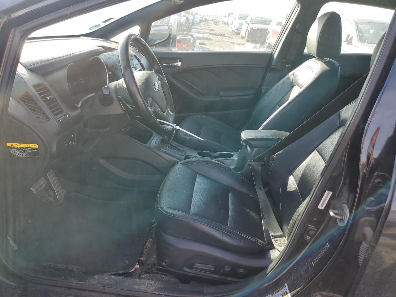 2015 Kia Forte - Image 7