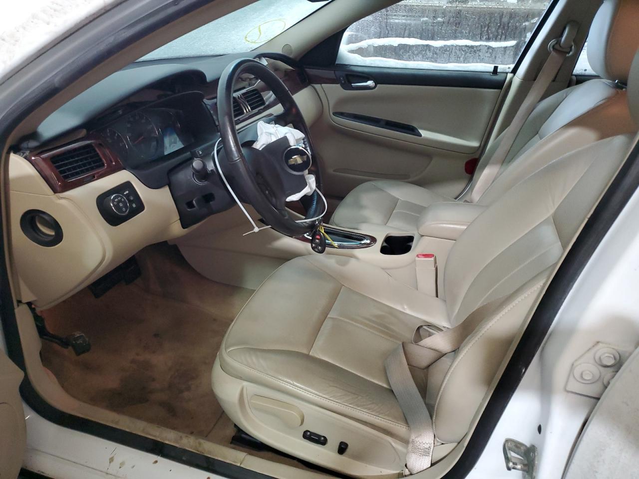 2010 Chevrolet Impala - Image 7