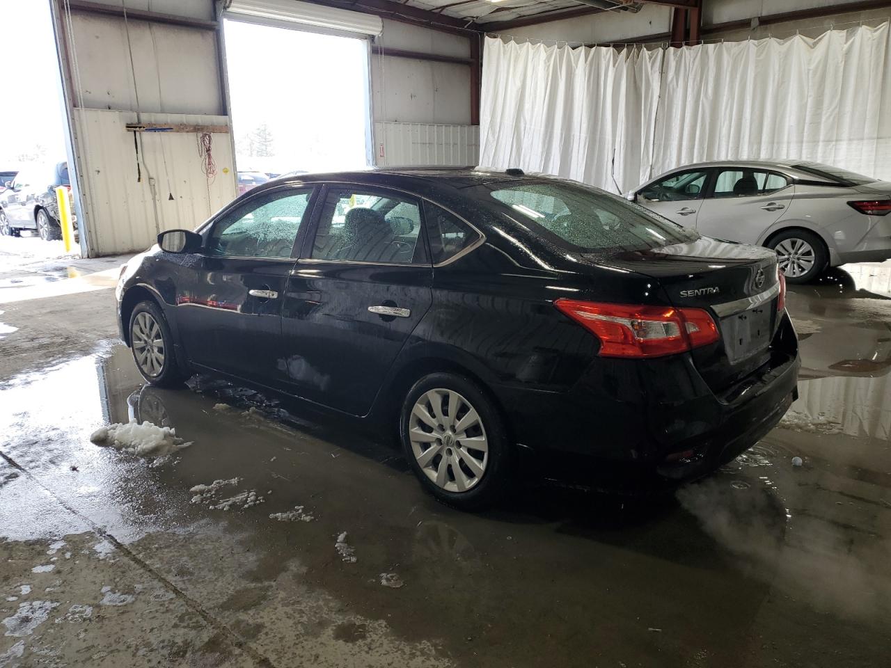 2016 Nissan Sentra - Image 2