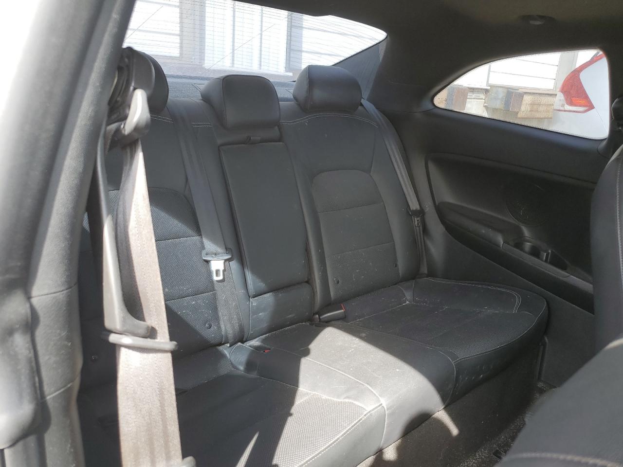 2014 Kia Forte - Image 10