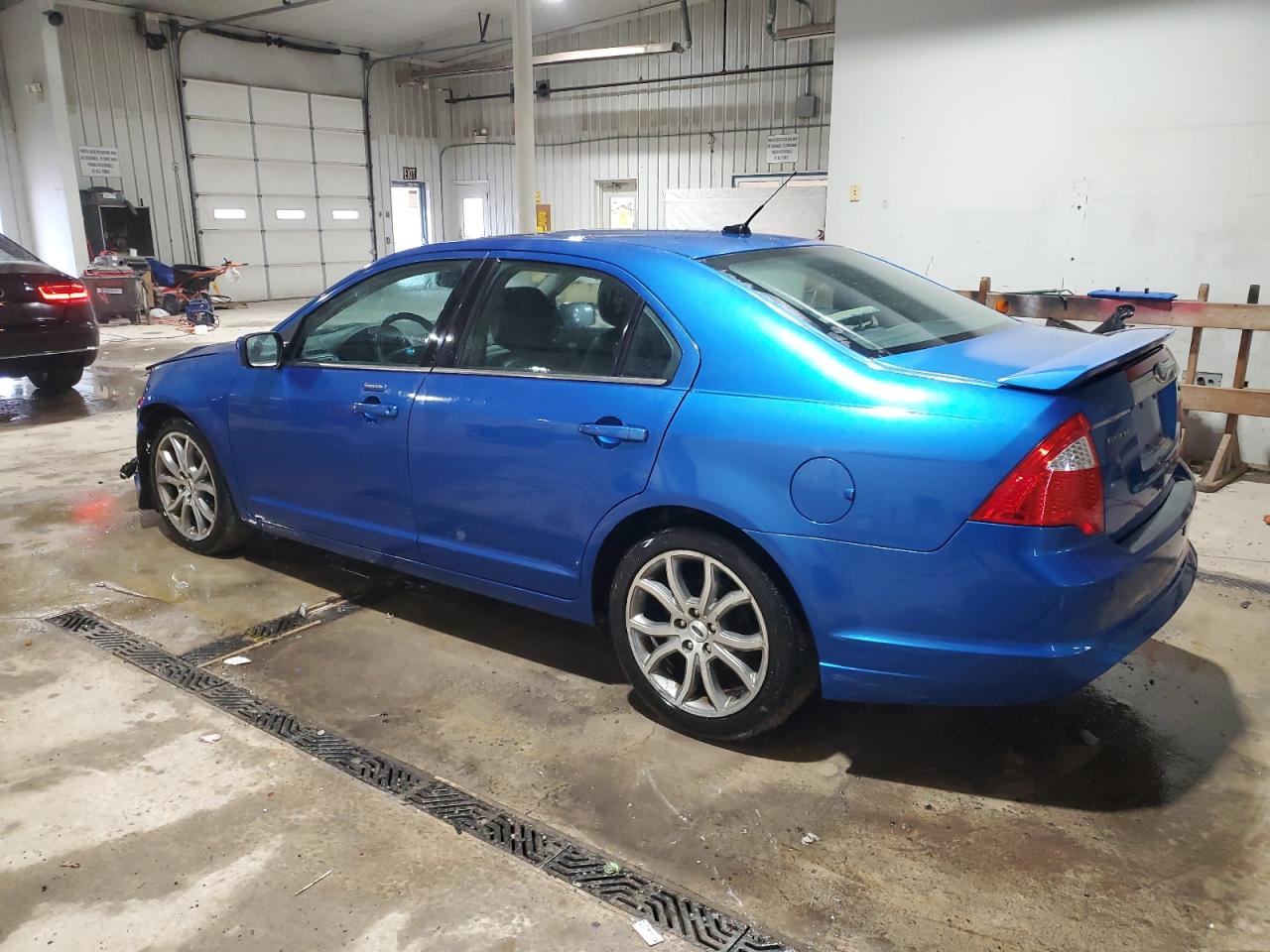2012 Ford Fusion - Image 2