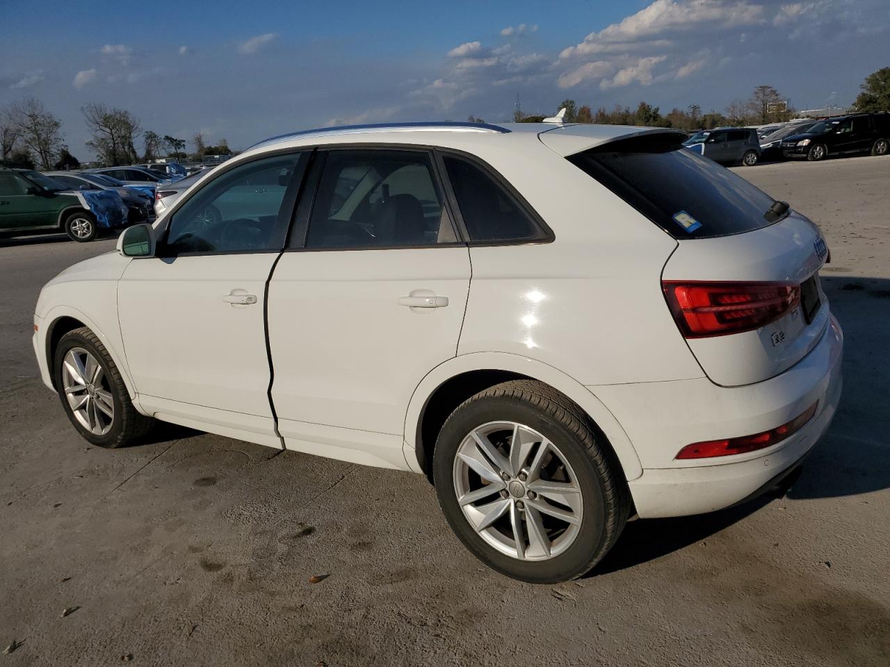 2017 Audi Q3 - Image 2