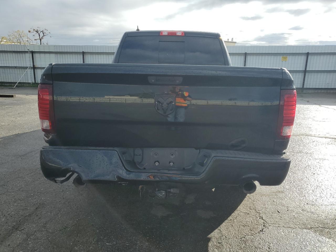 2015 RAM 1500 - Image 6