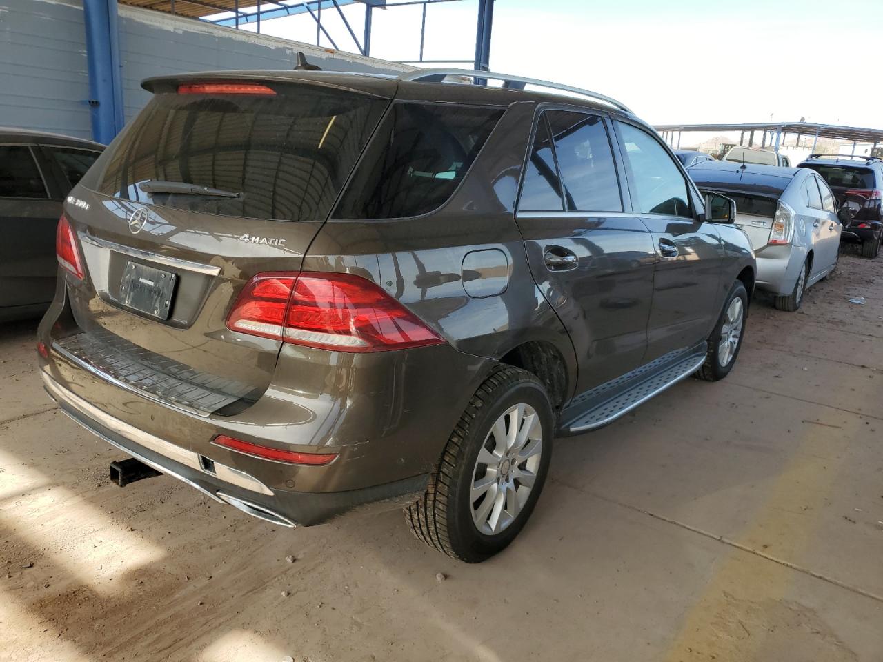 2016 Mercedes-Benz GLE - Image 3