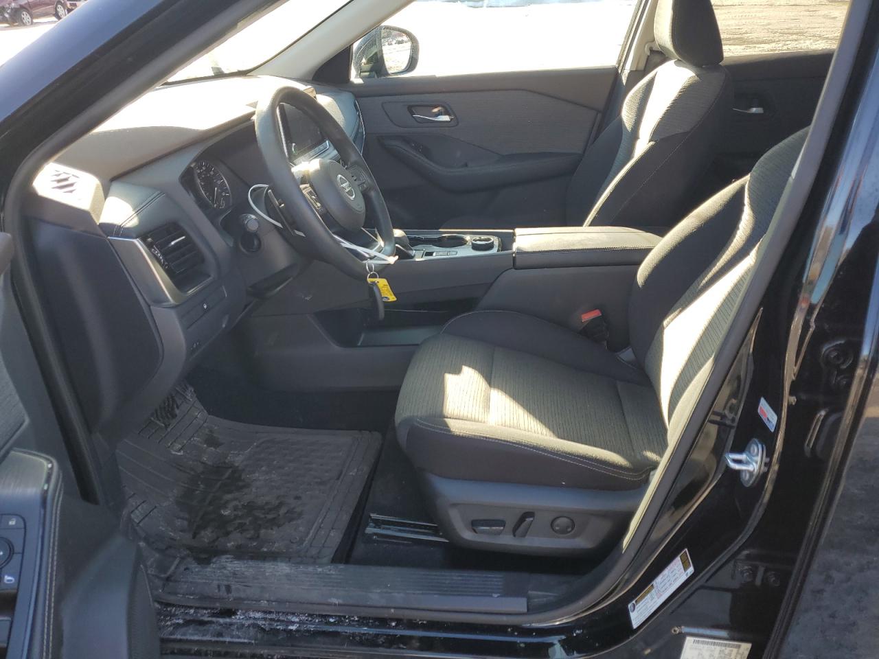 2021 Nissan Rogue - Image 7