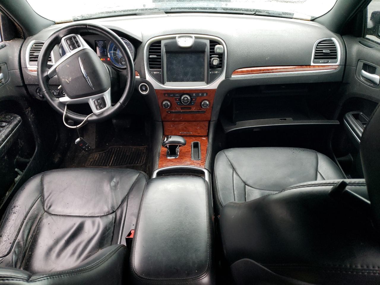 2014 Chrysler 300 - Image 8