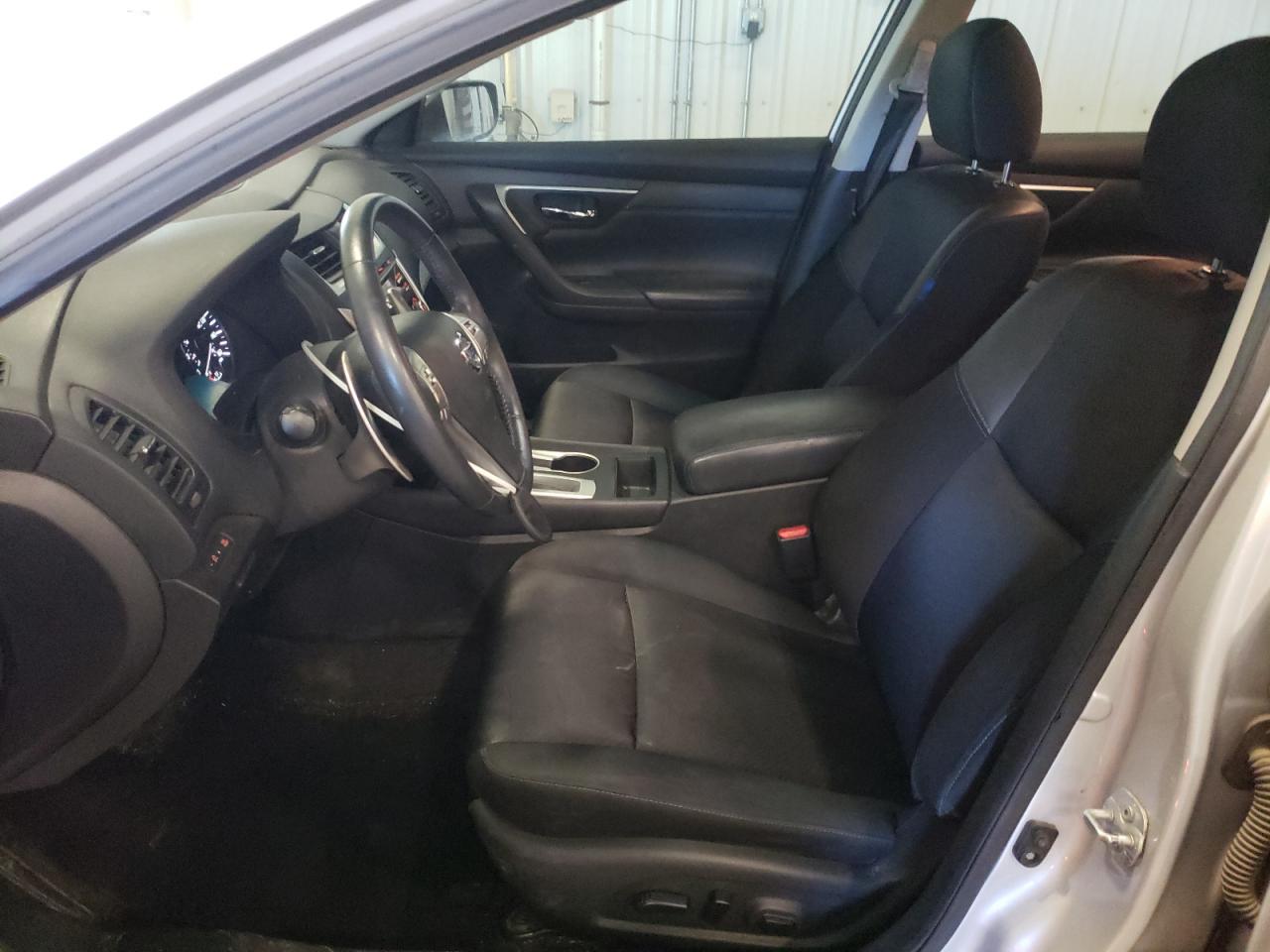 2016 Nissan Altima - Image 7
