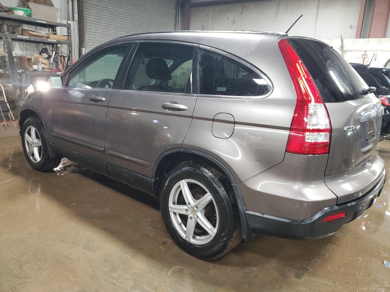 2009 Honda CR-V - Image 2