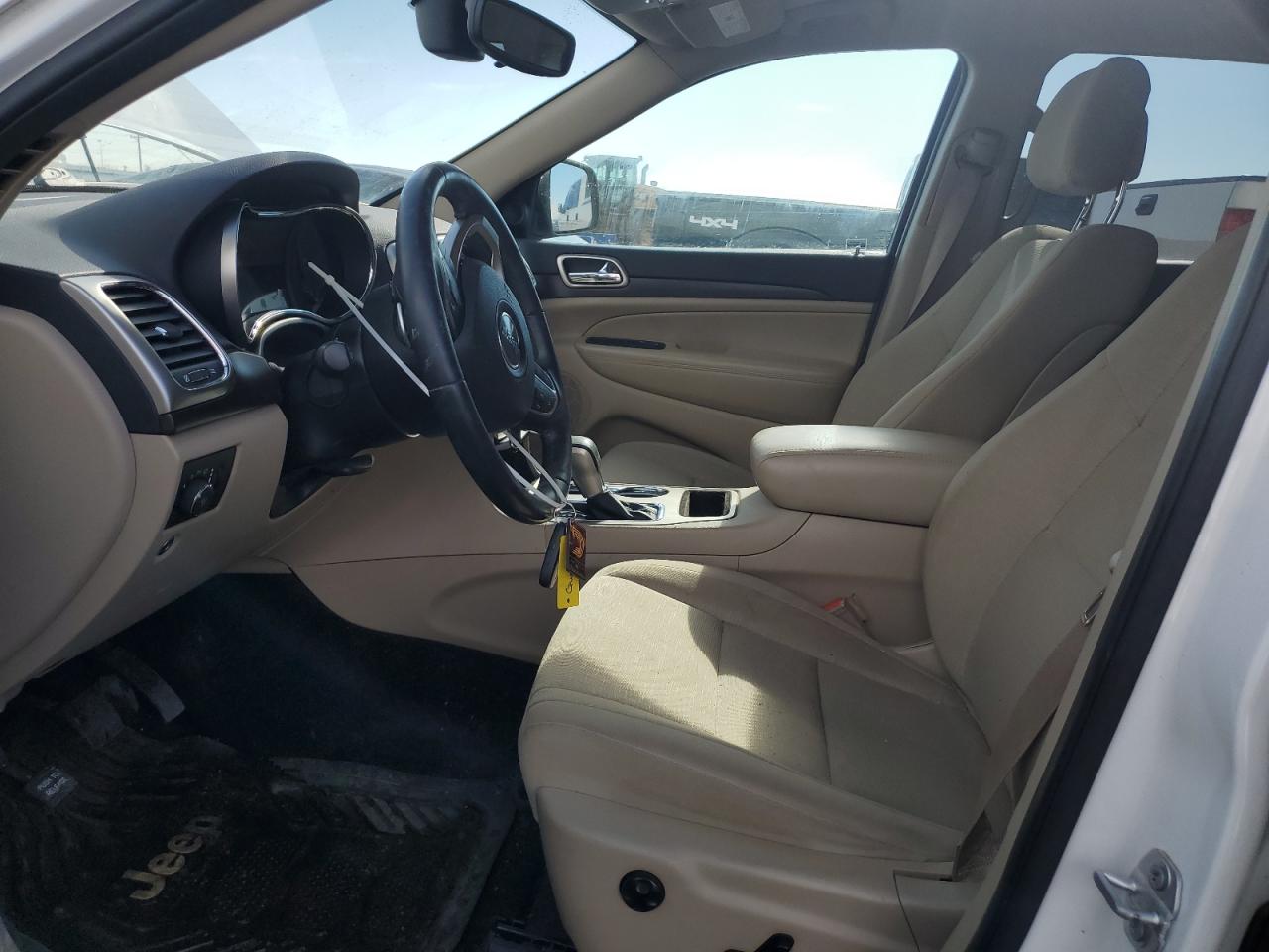 2017 Jeep Grand Cherokee - Image 7