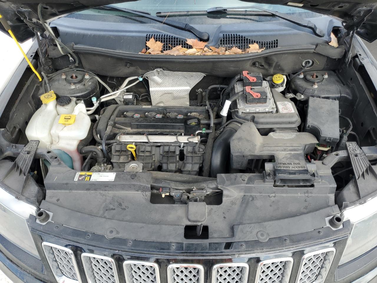 2016 Jeep Compass - Image 13