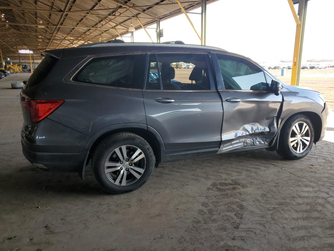 2016 Honda Pilot - Image 3