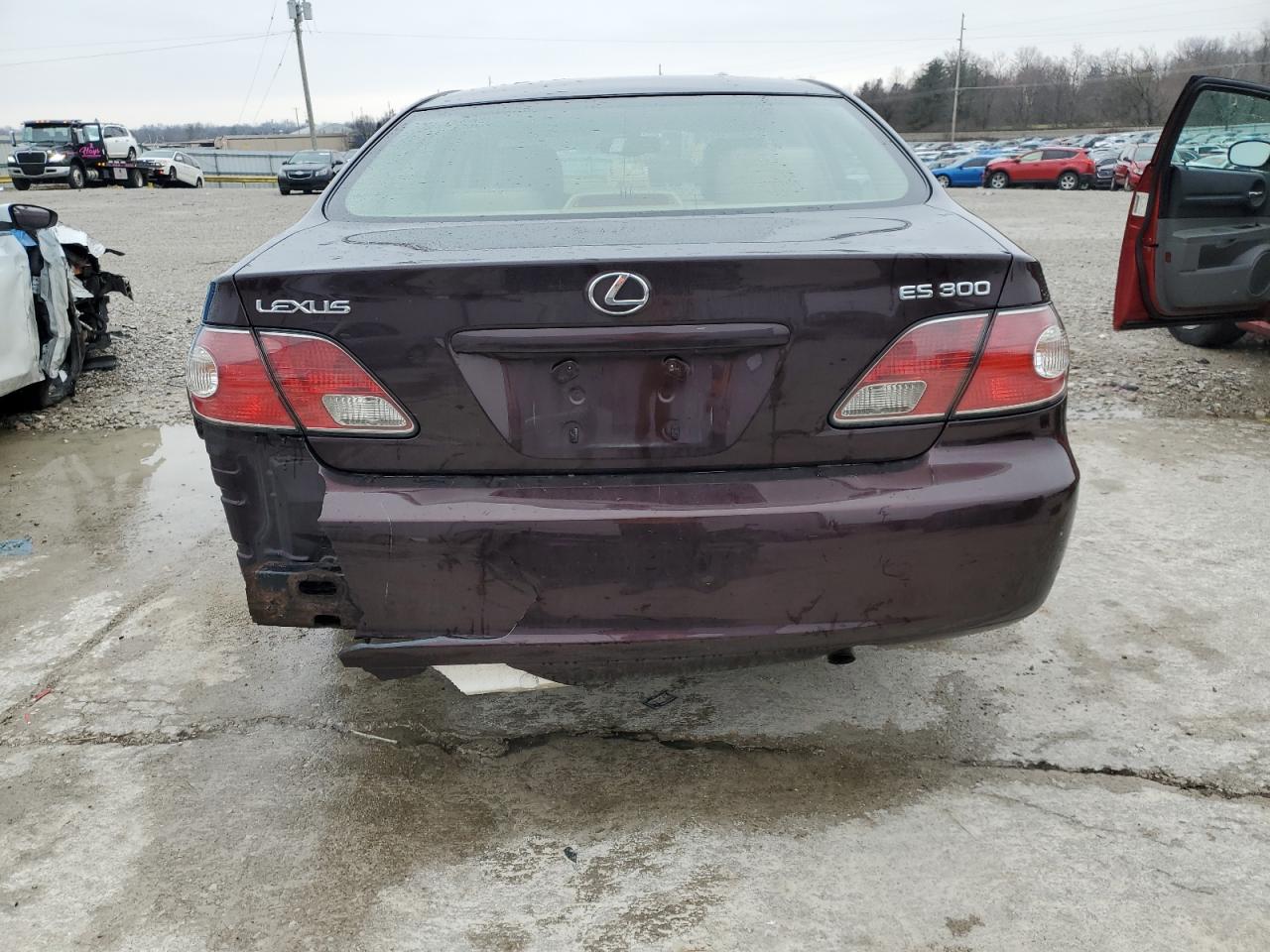 2003 Lexus ES - Image 6