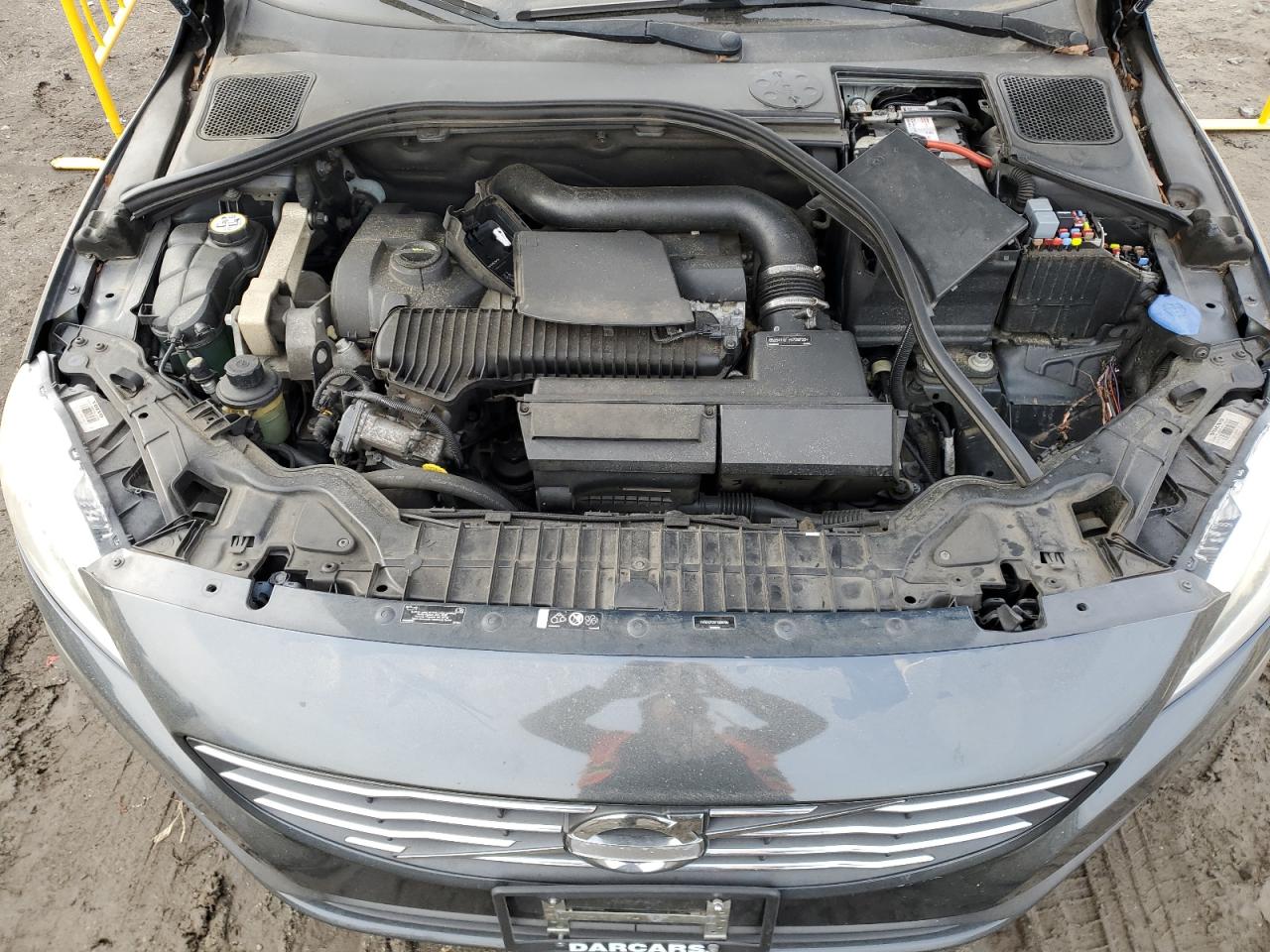 2015 Volvo S60 - Image 11