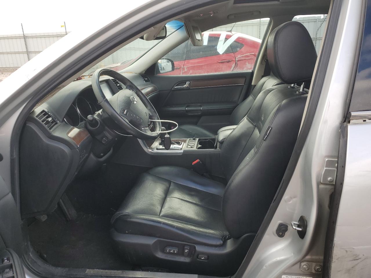 2009 Infiniti M - Image 7