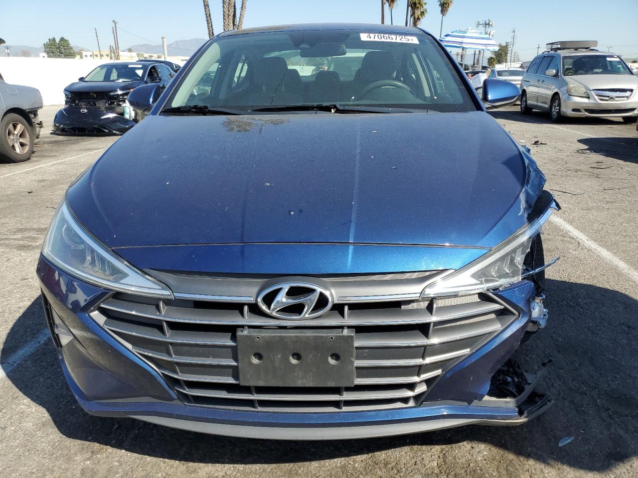 2020 Hyundai Elantra - Image 5