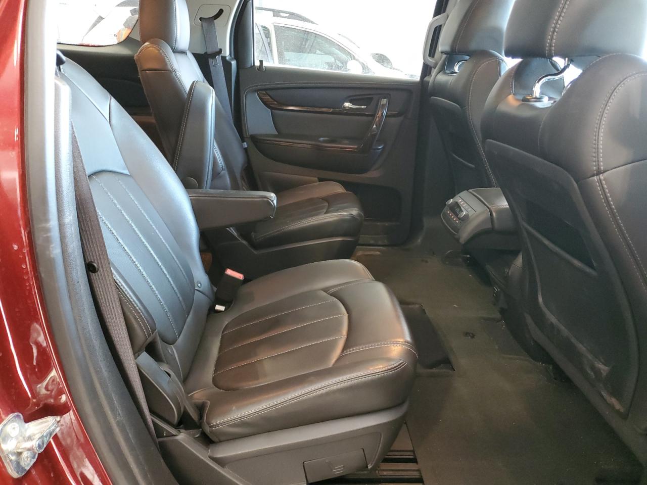 2015 GMC Acadia - Image 11