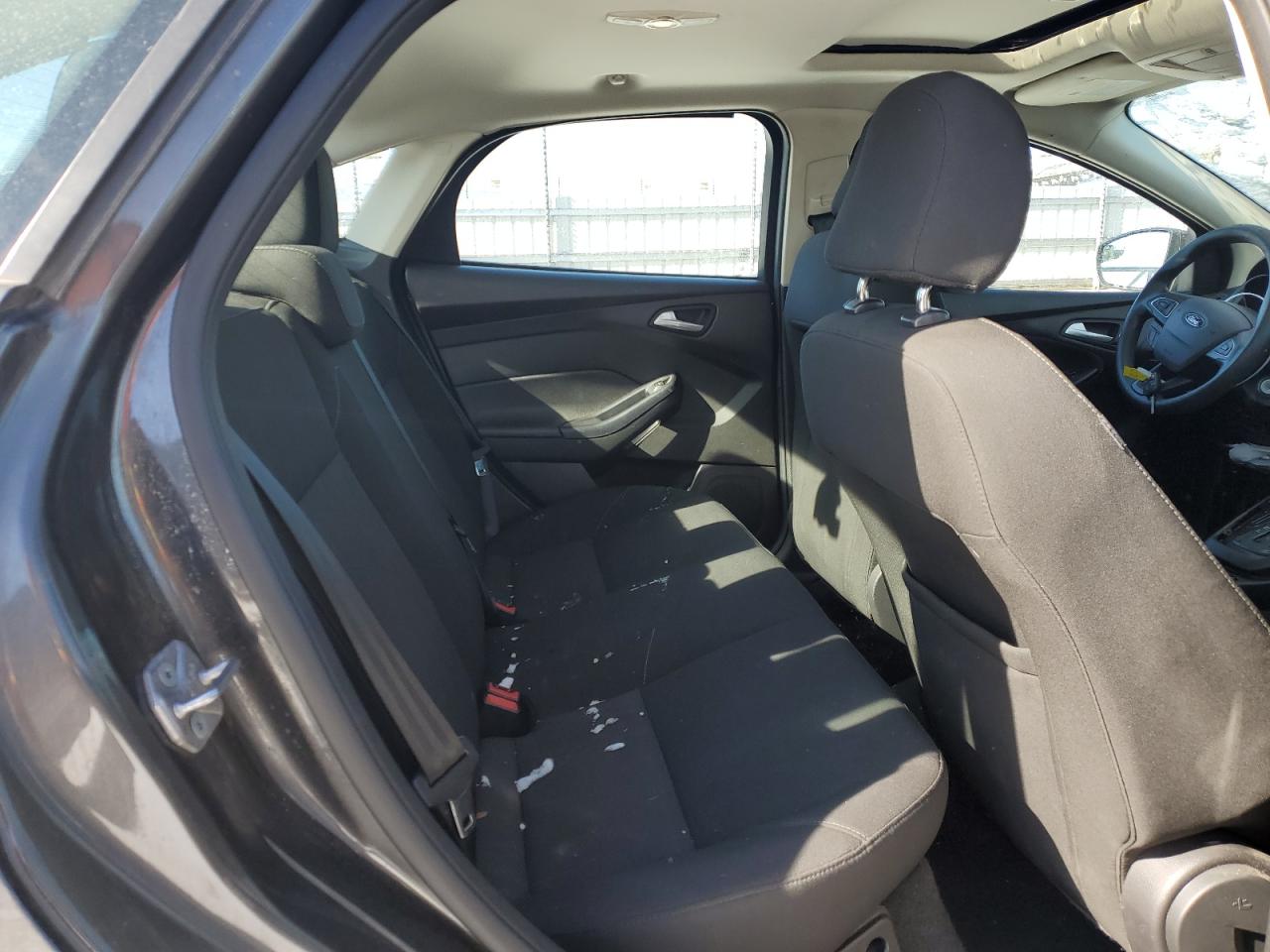 2016 Ford Focus - Image 10