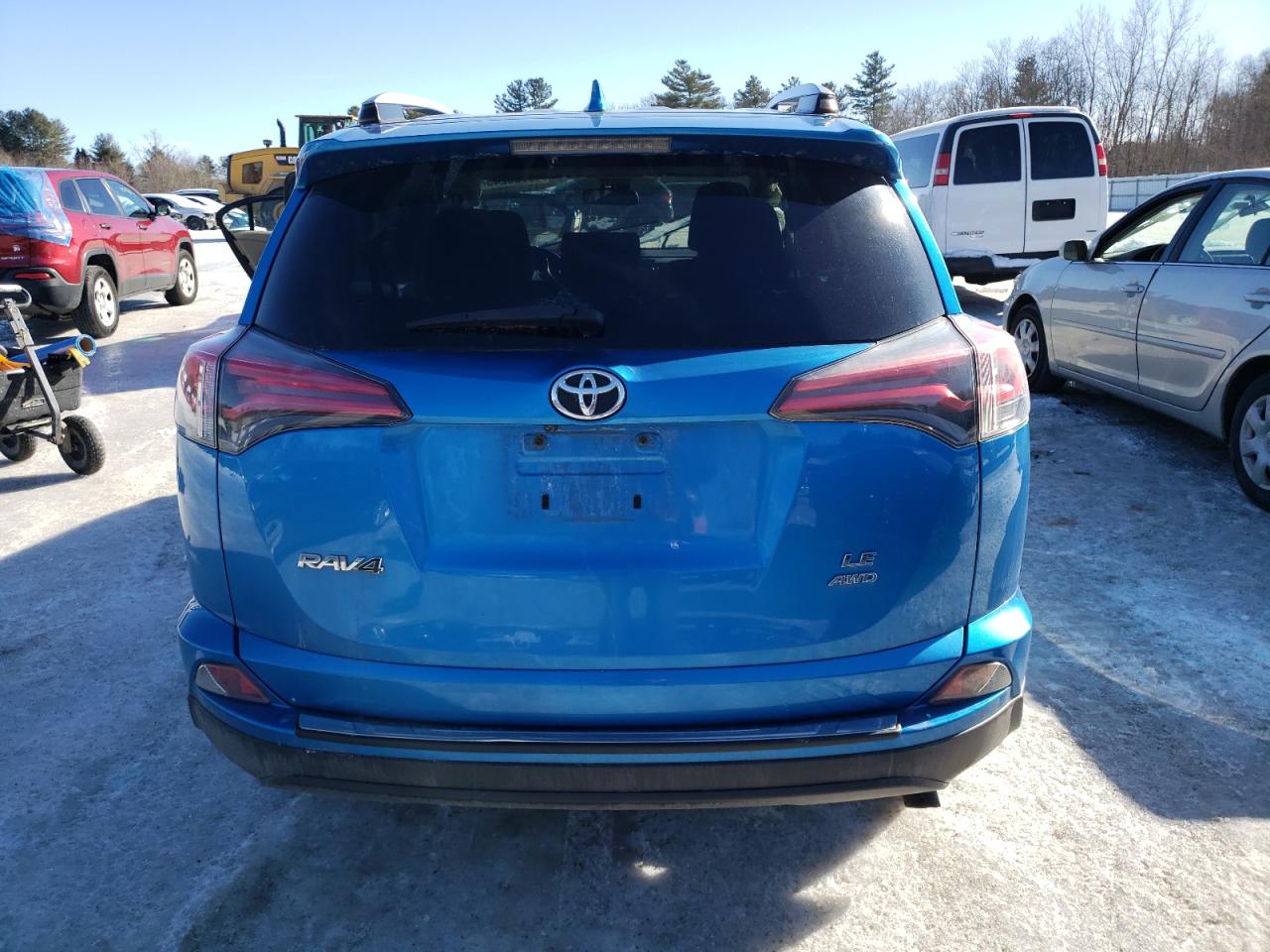 2017 Toyota RAV 4 - Image 6