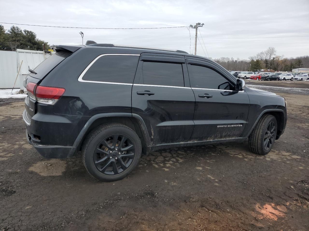 2014 Jeep Grand Cherokee - Image 3