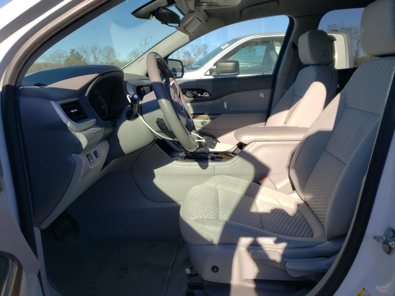 2018 GMC Acadia - Image 7
