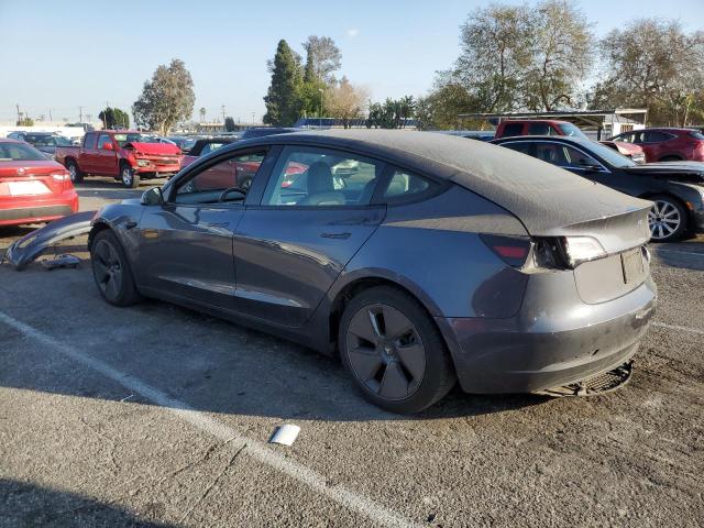  TESLA MODEL 3 2023 Серебристый