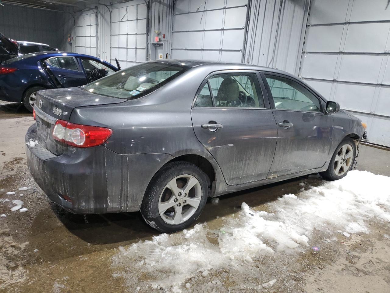 2011 Toyota Corolla - Image 3