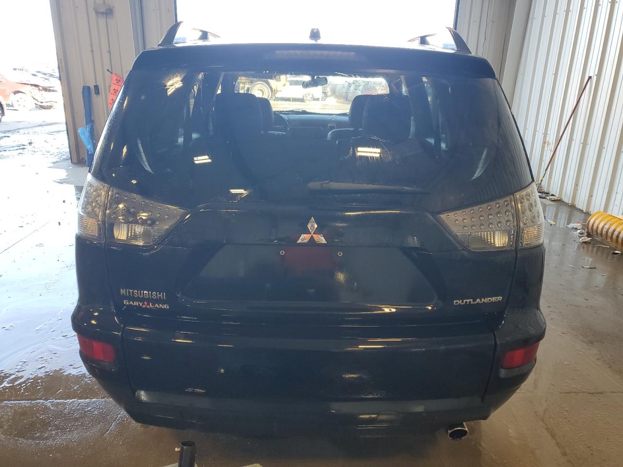 2013 Mitsubishi Outlander - Image 6
