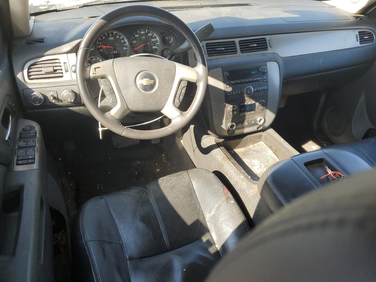 2010 Chevrolet Tahoe - Image 8
