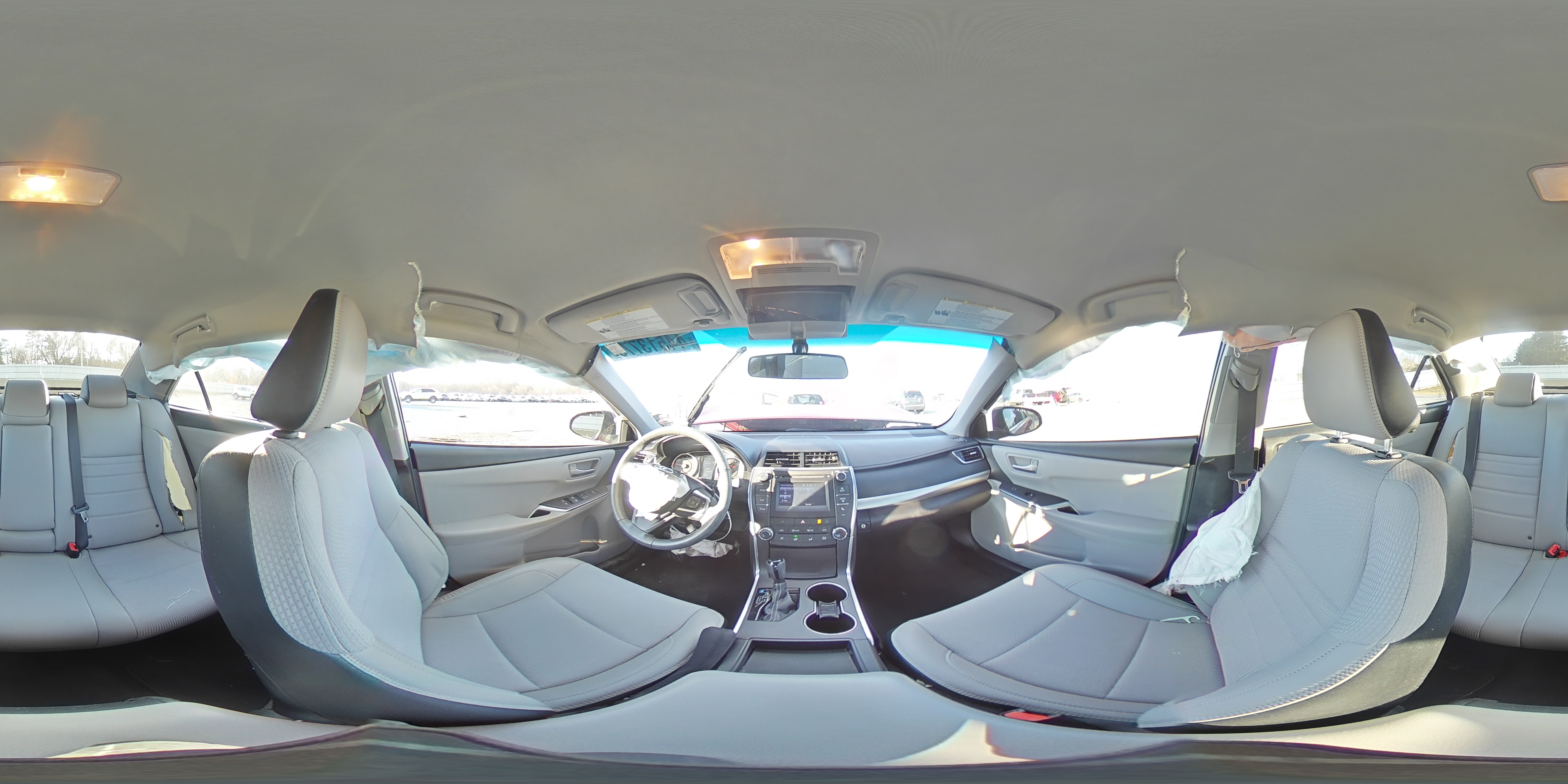2017 Toyota Camry - Image 12