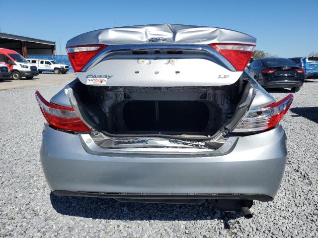  TOYOTA CAMRY 2015 Серебристый